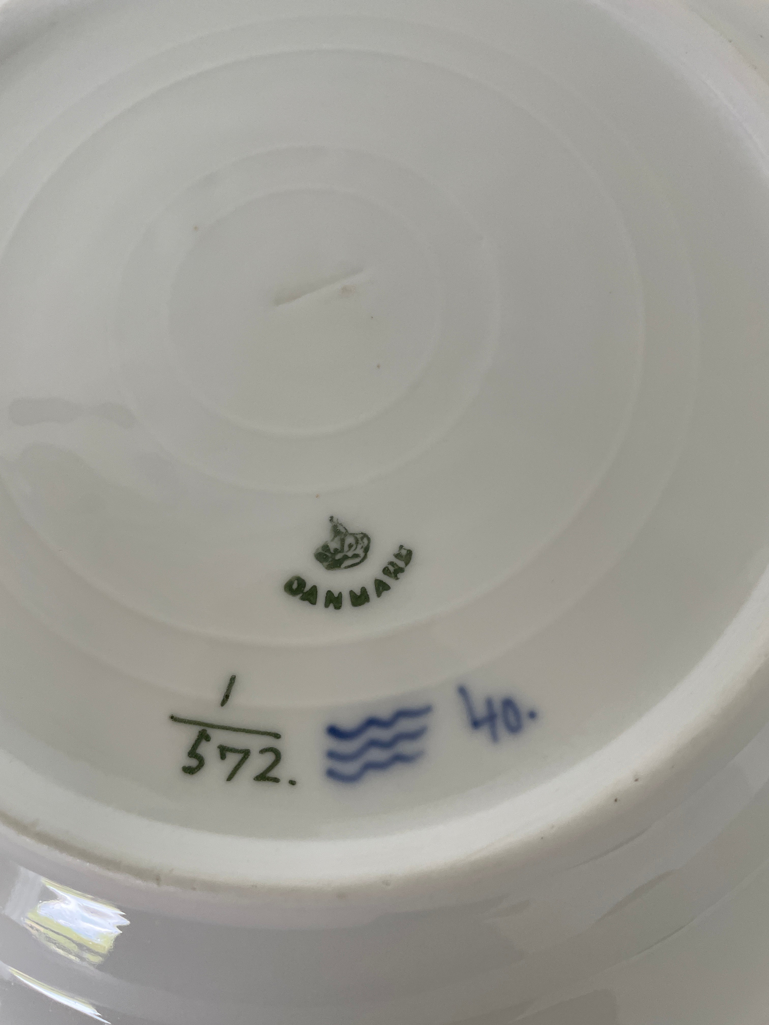 Royal Copenhagen Musselmalet Halvblonde frokosttallerken nr. 1/572