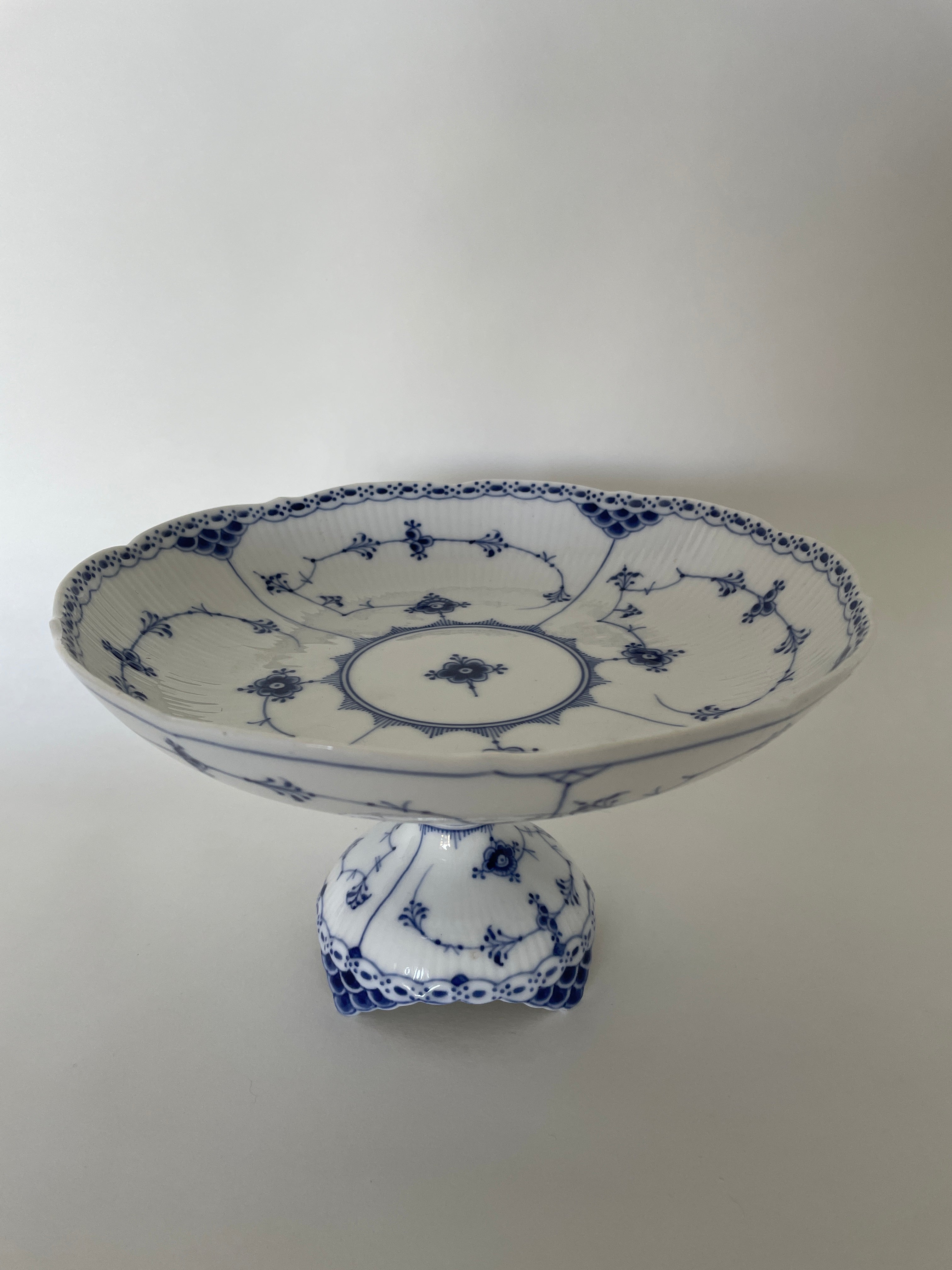 Royal Copenhagen Musselmalet Halvblonde opsats nr. 1/710