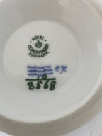 Royal Copenhagen Blå Blomst Kantet kageopsats på fod nr. 10/8568