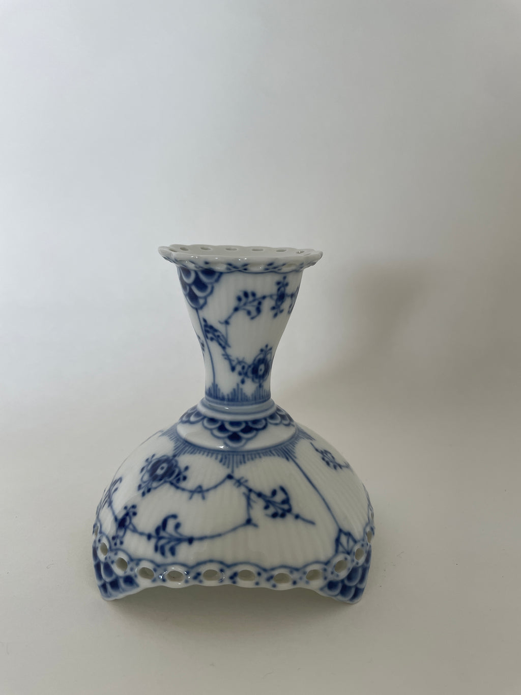 Royal Copenhagen Musselmalet Helblonde lysestage nr. 1/1138