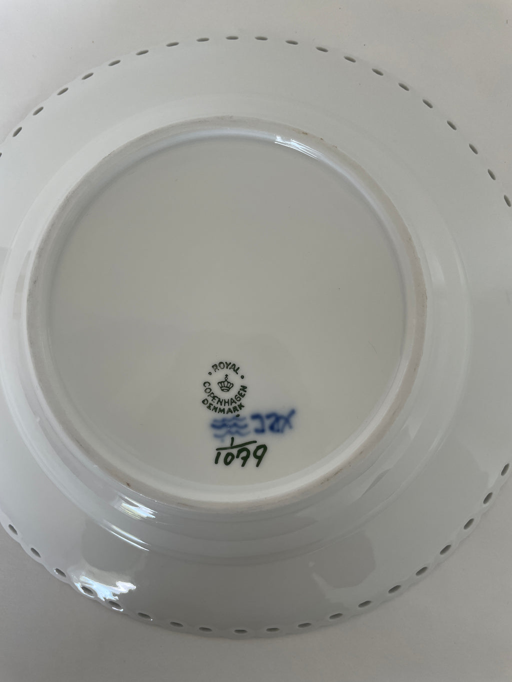 Royal Copenhagen Musselmalet Helblonde dyb tallerken nr. 1/1079