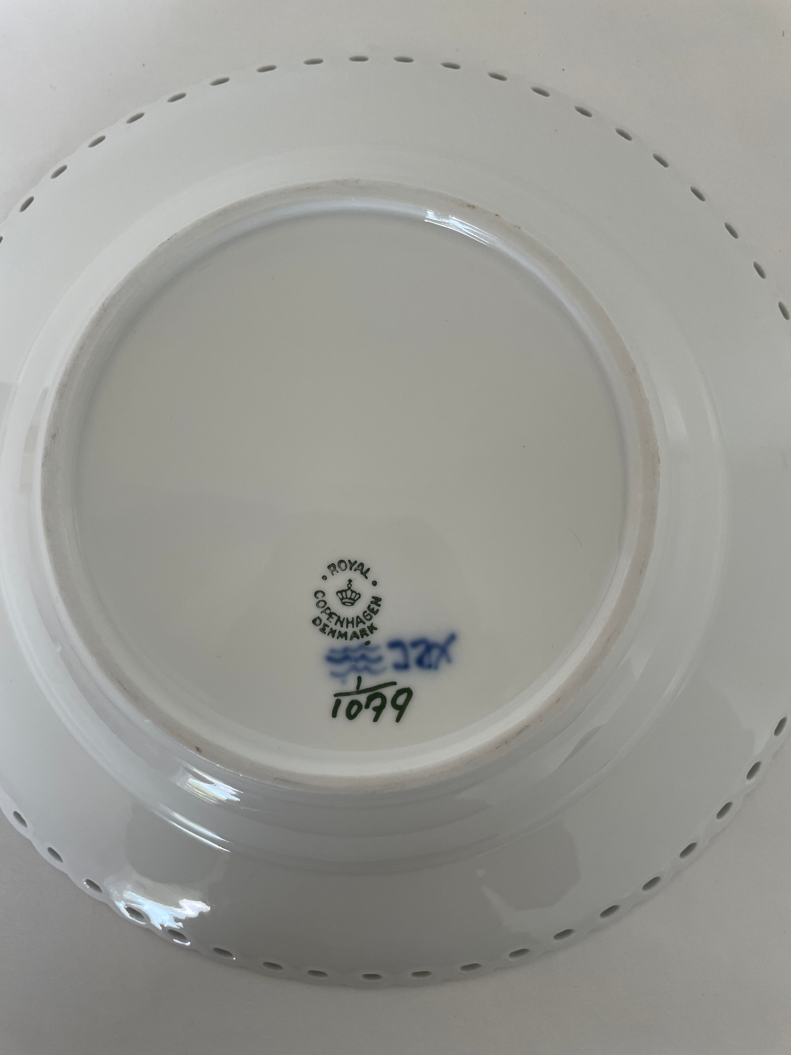 Royal Copenhagen Musselmalet Helblonde dyb tallerken nr. 1/1079
