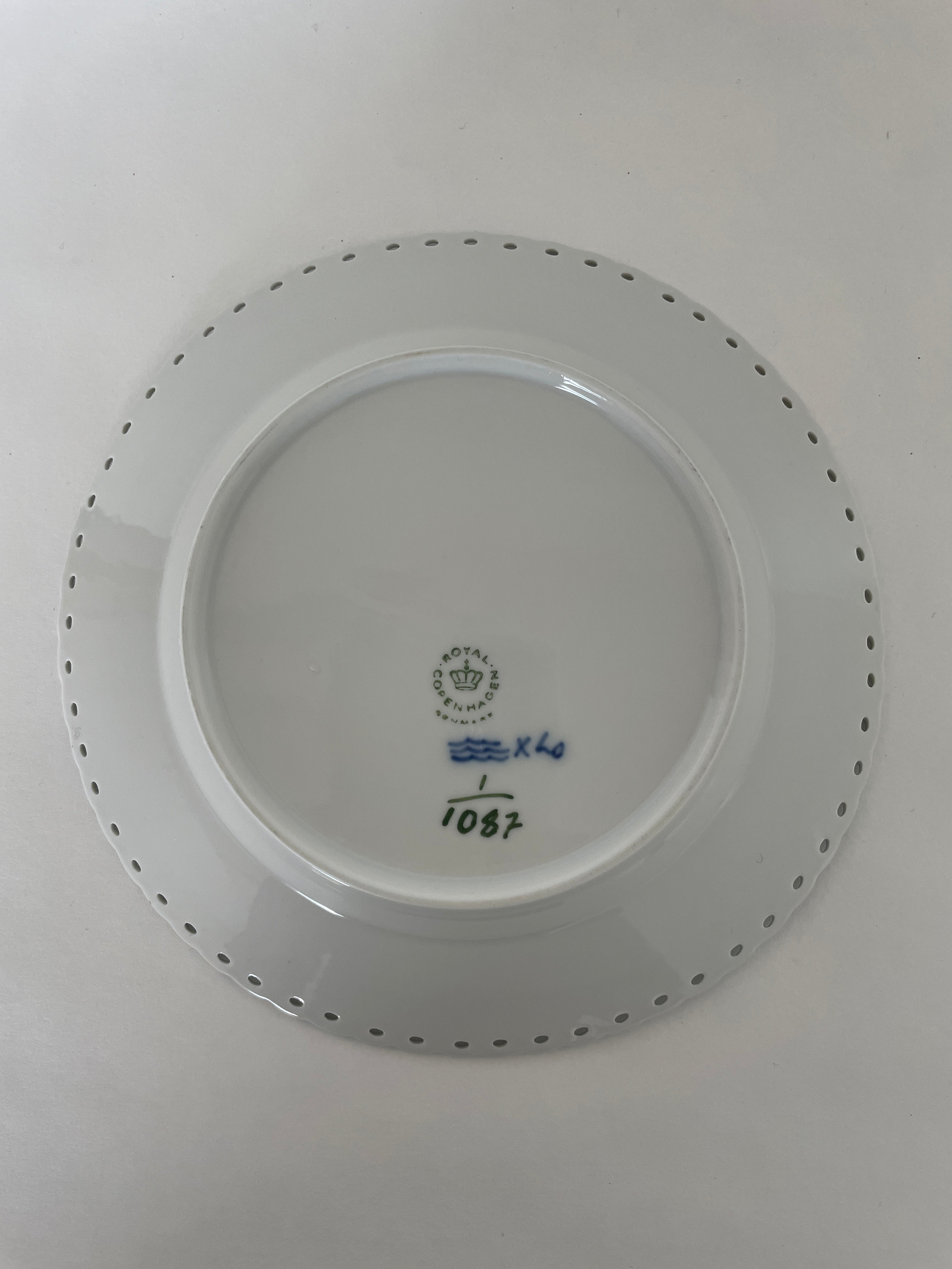 Royal Copenhagen Musselmalet Helblonde kagetallerken nr. 1/1087