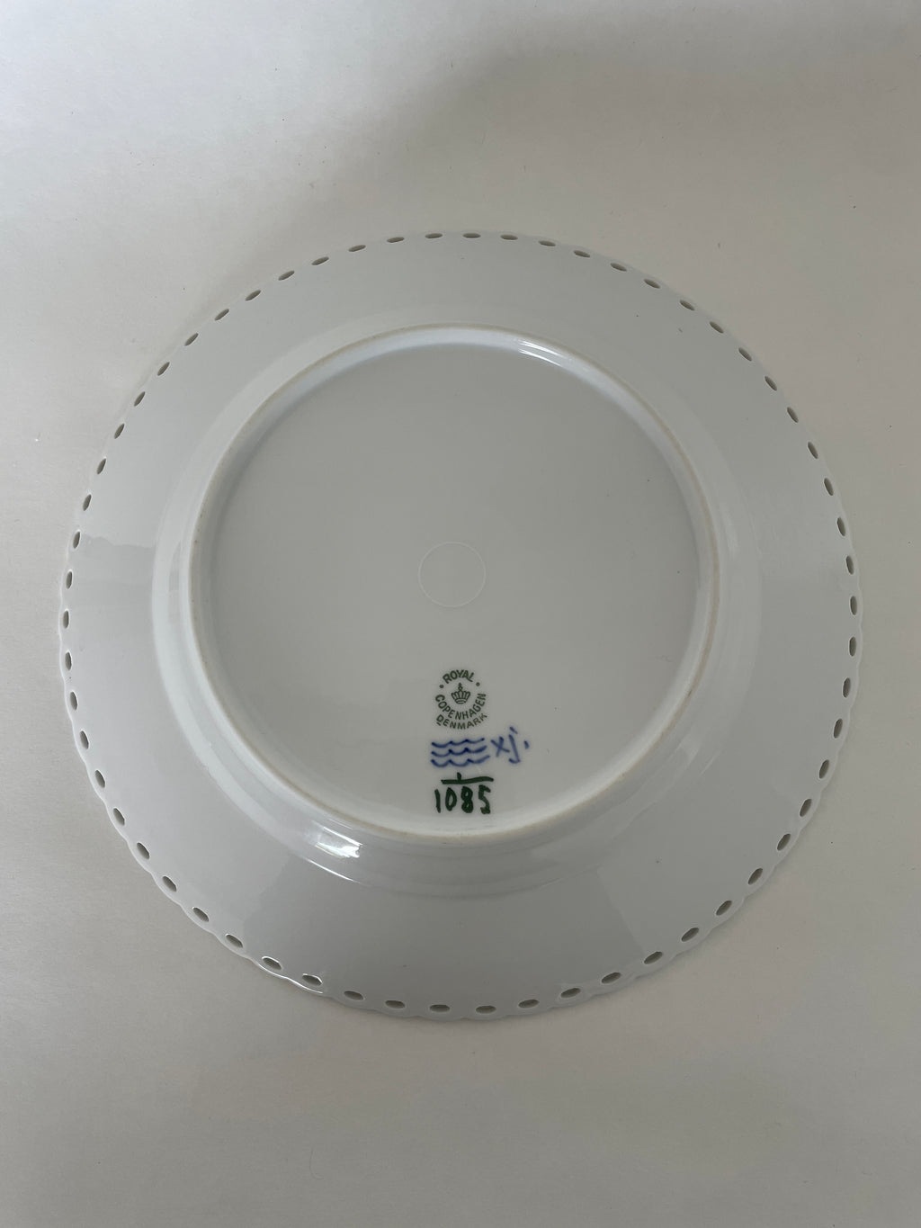 Royal Copenhagen Musselmalet Helblonde tallerken nr. 1/1085