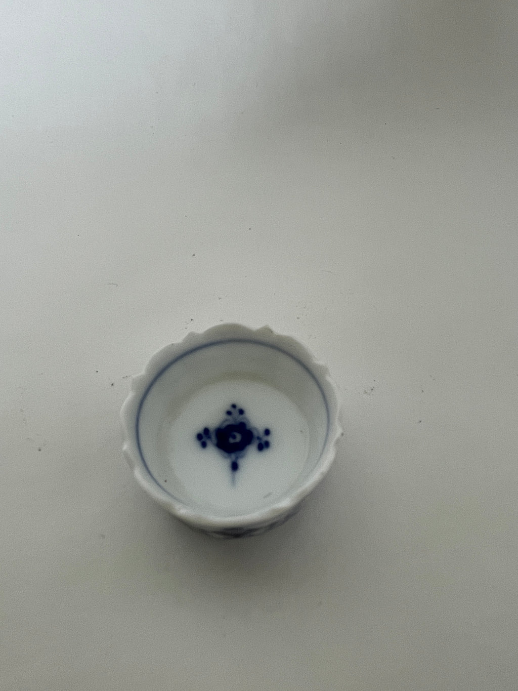 Royal Copenhagen Musselmalet Riflet saltkar nr. 1/199