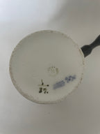 Royal Copenhagen Musselmalet Riflet sidehankkande med låg nr. 1/37