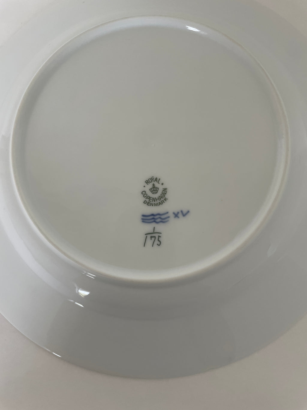 Royal Copenhagen Musselmalet Riflet middagstallerken nr. 1/175