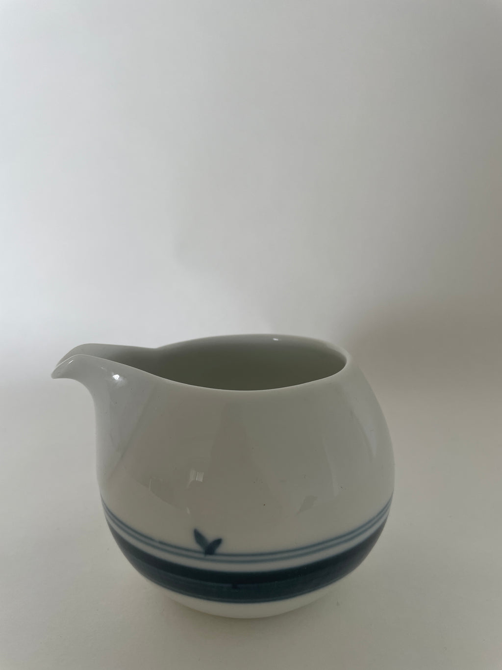 Bing & Grøndahl Korinth flødekande nr. 303