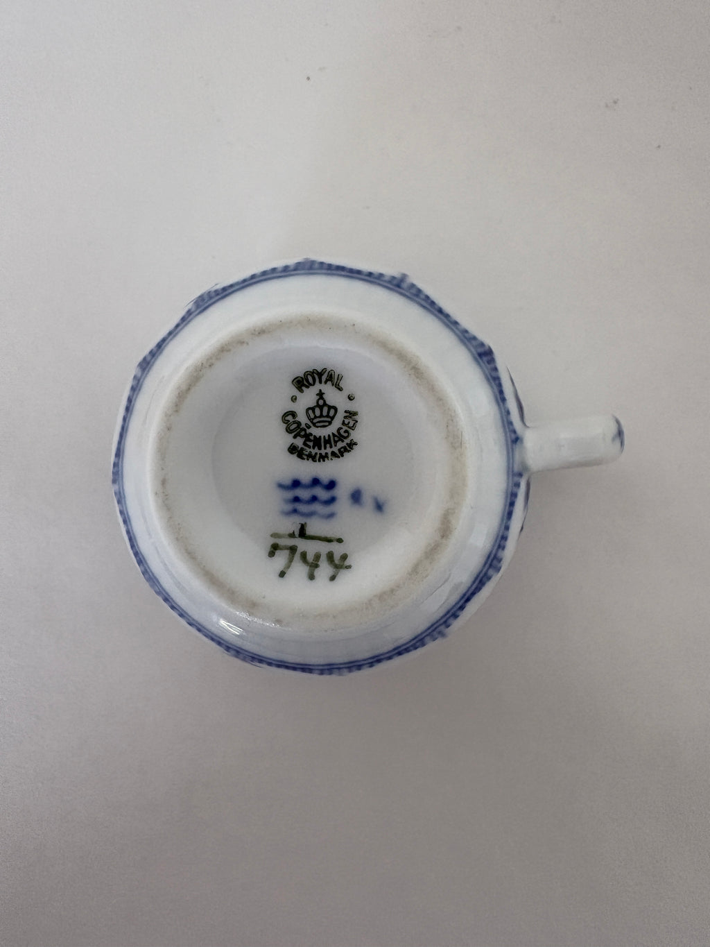 Royal Copenhagen Musselmalet Halvblonde sennepskrukke med låg nr. 1/744
