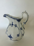 Royal Copenhagen Musselmalet Halvblonde mælkekande nr. 1/645