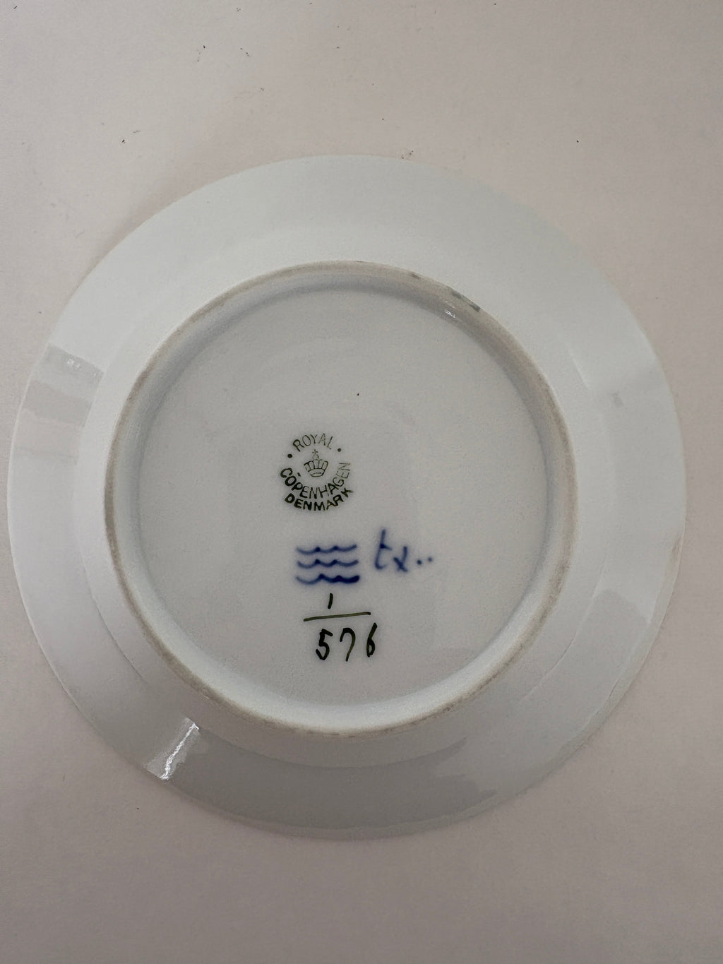 Royal Copenhagen Musselmalet Halvblonde kagetallerken nr. 1/576