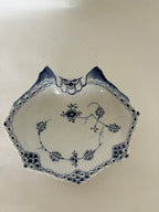Royal Copenhagen Musselmalet Halvblonde asiet nr. 1/556