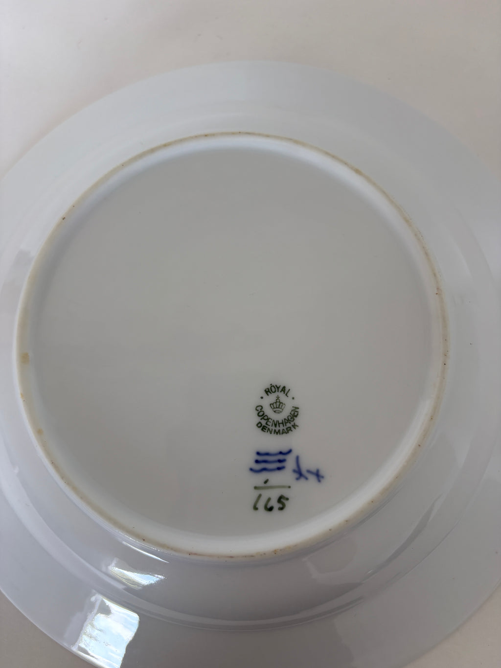 Royal Copenhagen Musselmalet Riflet dyb tallerken nr. 1/165