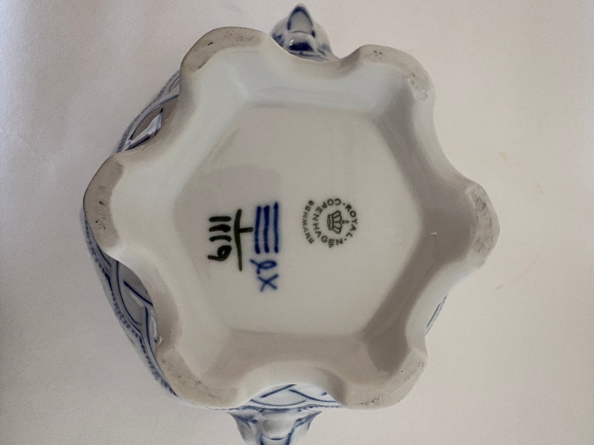 Royal Copenhagen Musselmalet Helblonde djævlehoved tekande med låg nr. 1/1119