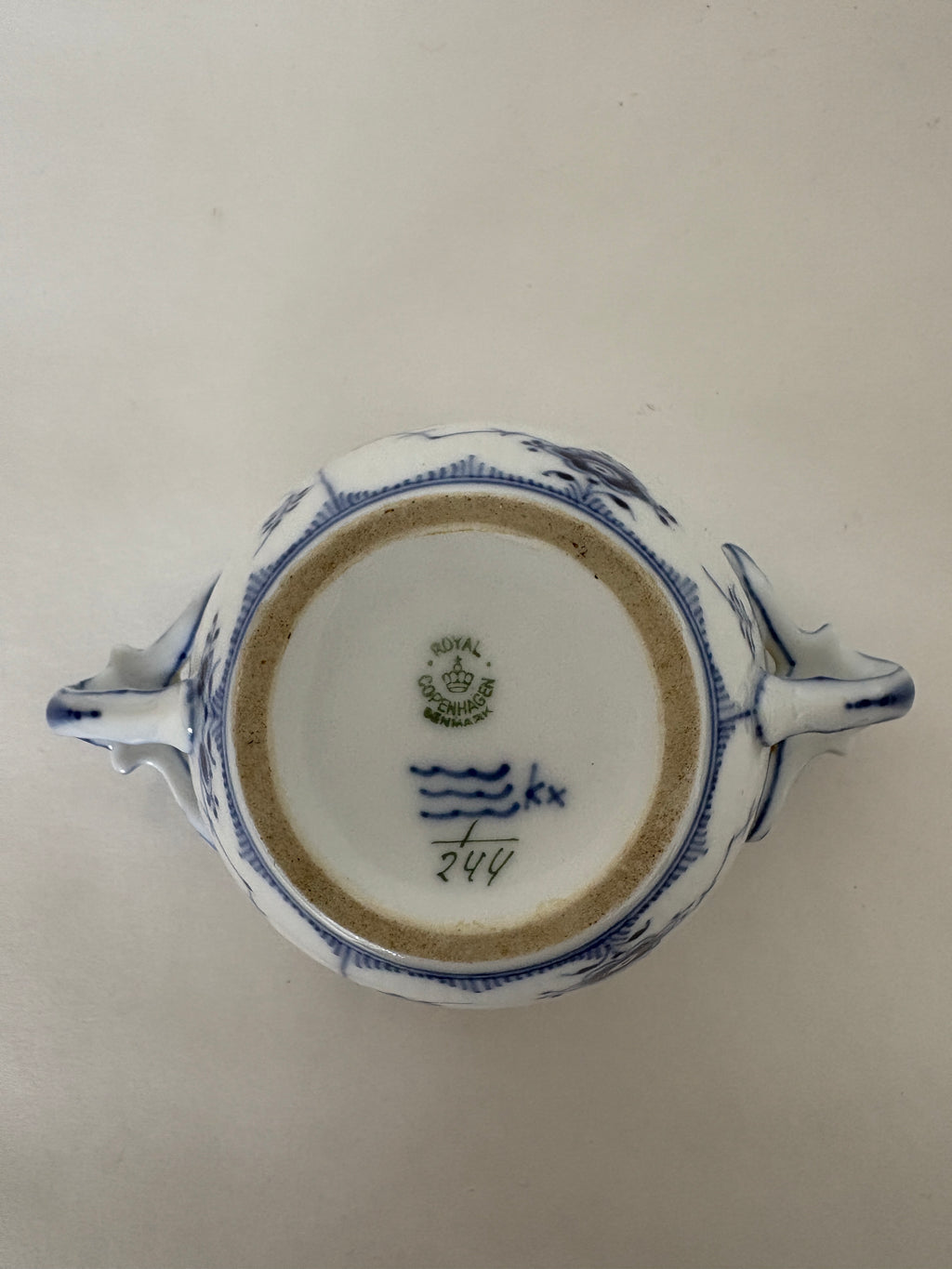 Royal Copenhagen Musselmalet Riflet sukkerskål med låg nr. 1/244