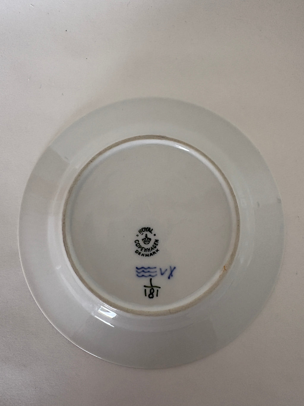 Royal Copenhagen Musselmalet Riflet kagetallerken nr. 1/181