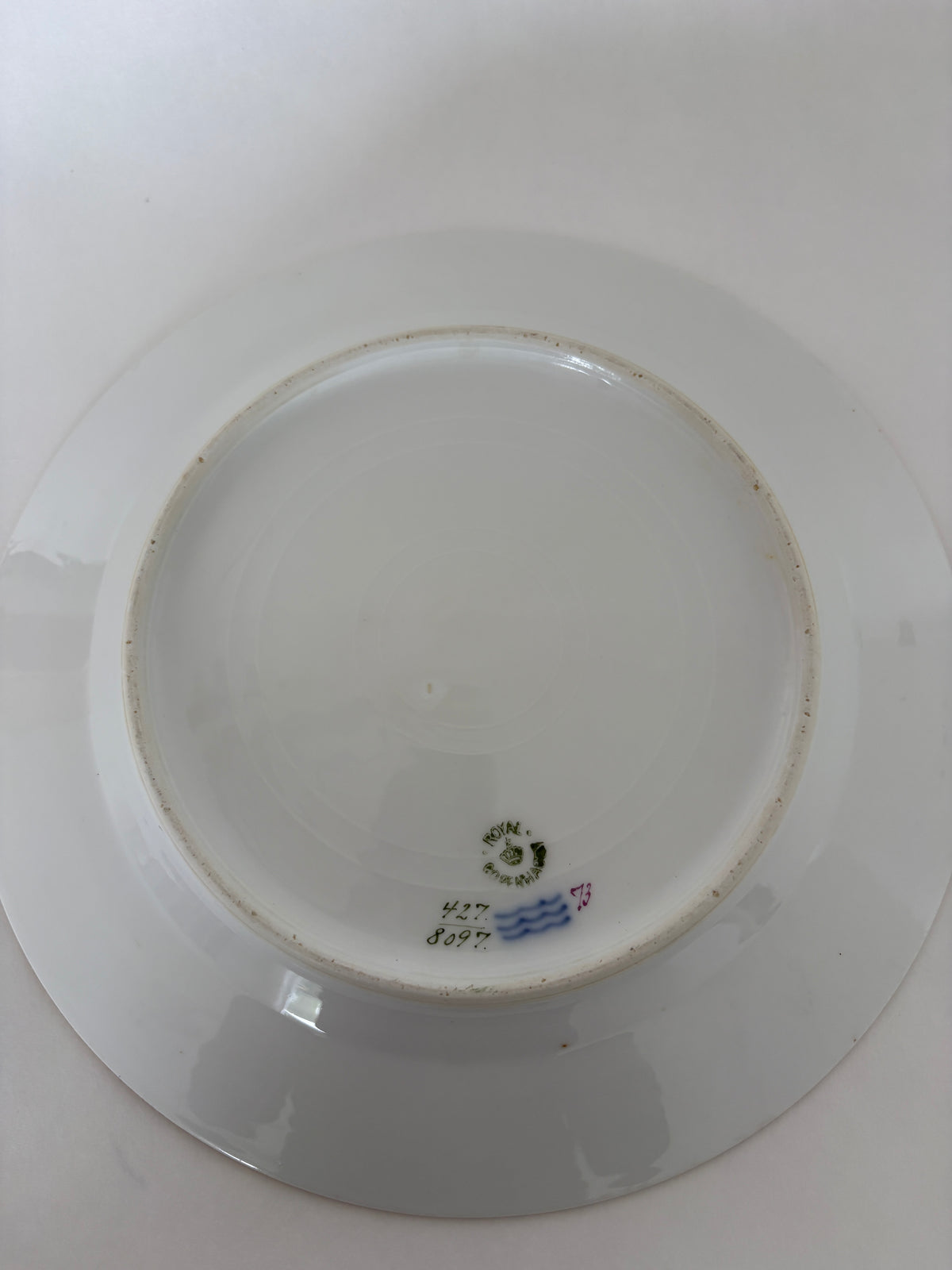 Royal Copenhagen Purpur Flettet med guldkant middagstallerken nr. 8101