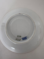 Royal Copenhagen Purpur Flettet med guld tekop med underkop nr. 8049