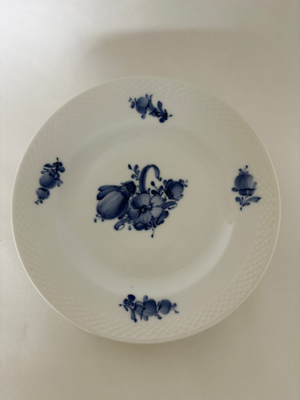 Royal Copenhagen Blå Blomst Flettet stor frokosttallerken nr. 10/8096