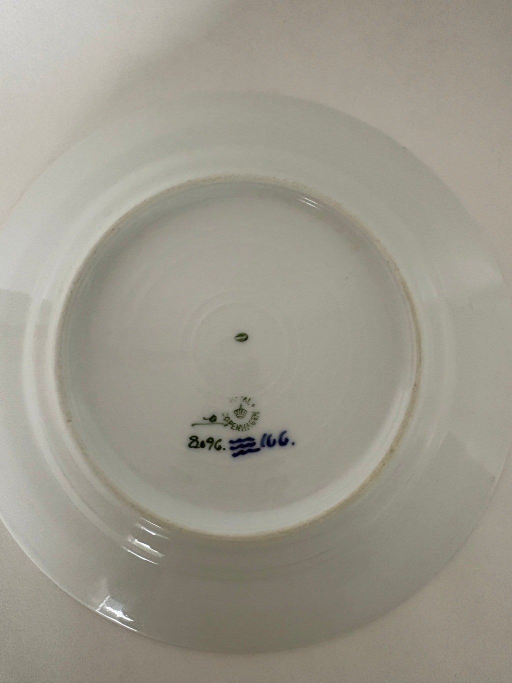Royal Copenhagen Blå Blomst Flettet stor frokosttallerken nr. 10/8096